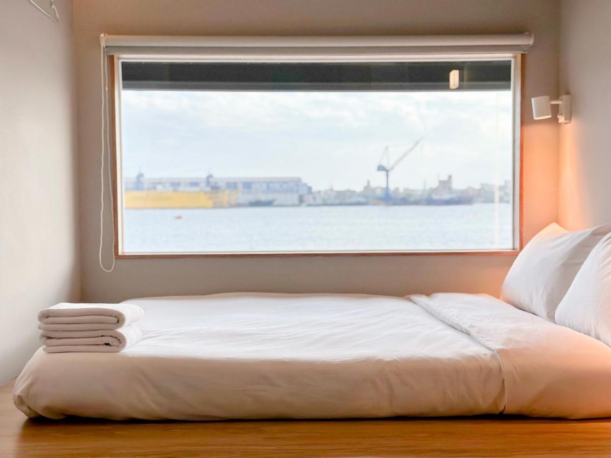 Kw2 Hostel Гаосюн Екстер'єр фото